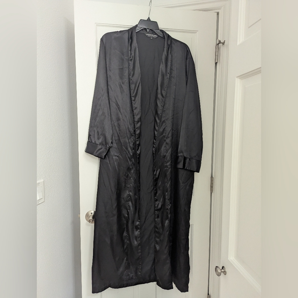 Elegant Black Men's Robe